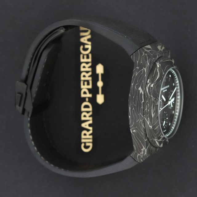 Girard Perregaux Laureato 81060-41-3222-1CX Image 4